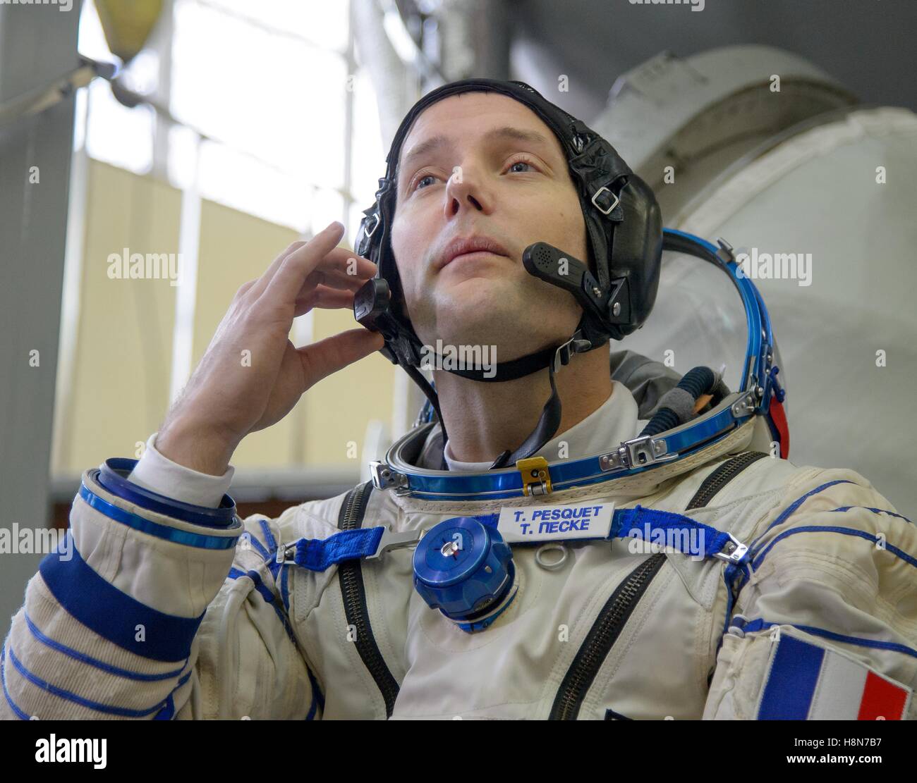 La Station spatiale internationale de la NASA 50 MS-03 Expédition Soyouz premier membre d'équipage astronaute français Thomas Pesquet de l'Agence spatiale européenne se prépare pour la qualification finale des examens au centre d'entraînement des cosmonautes 25 octobre 2016, à la Cité des étoiles, en Russie. Banque D'Images