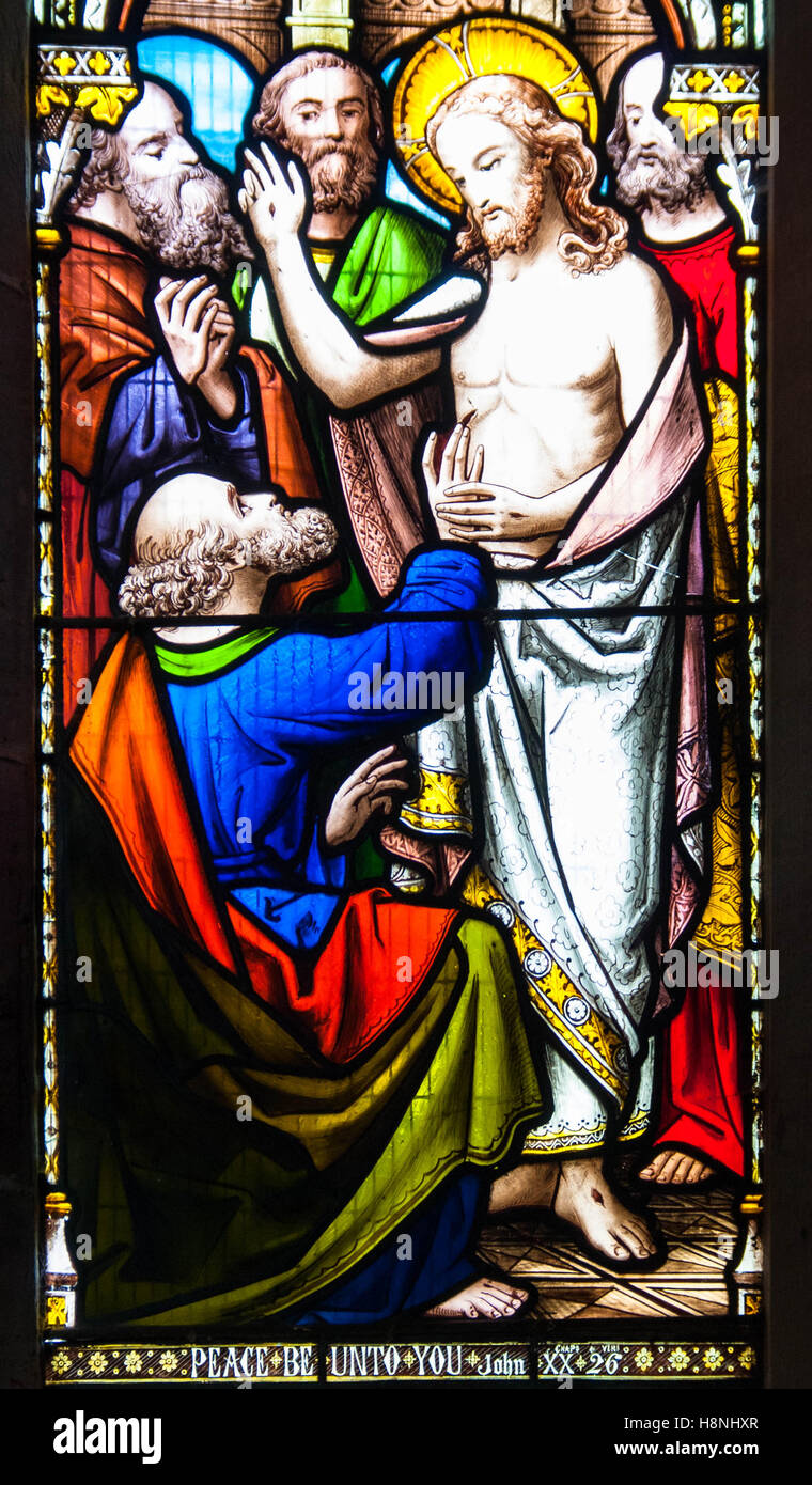 Vitrail représentant Thomas et le desiples à la résurrection de Jésus Banque D'Images