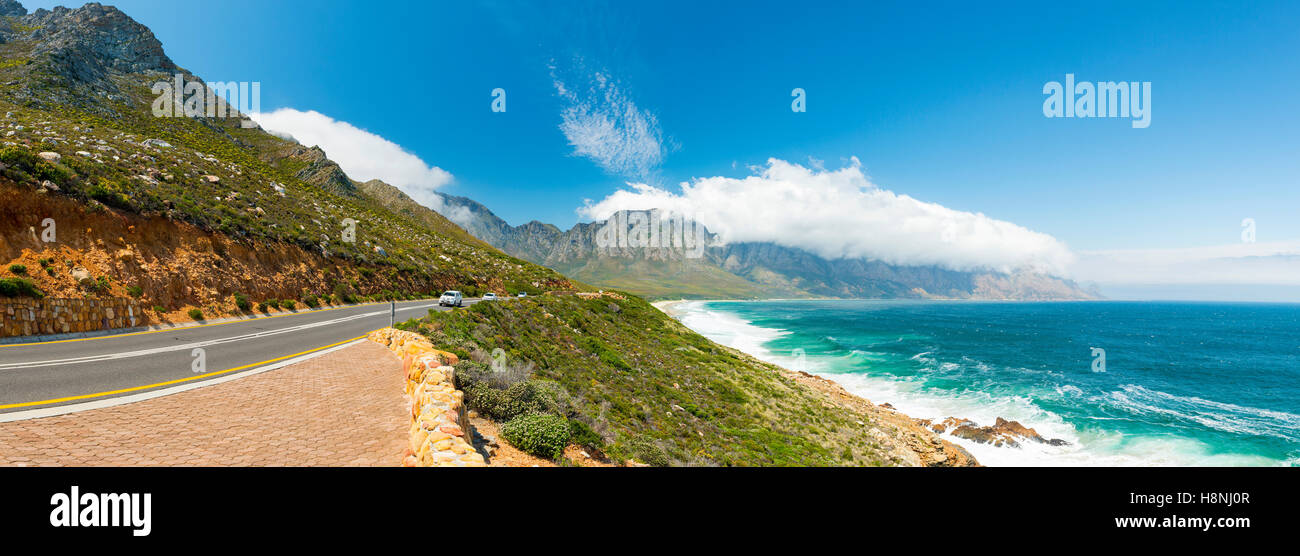 Victoria Road route touristique dans le Parc National de montagnes de Table, Afrique du Sud Banque D'Images