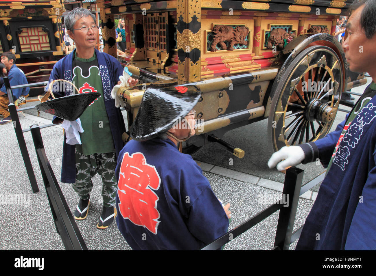 Le Japon, Gifu, Takayama, festival, float, yatai, personnes, Banque D'Images