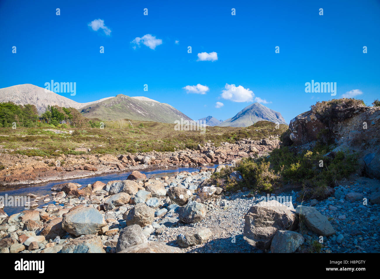 Montagnes Cullin rouge à l'île de Skye, Écosse Banque D'Images