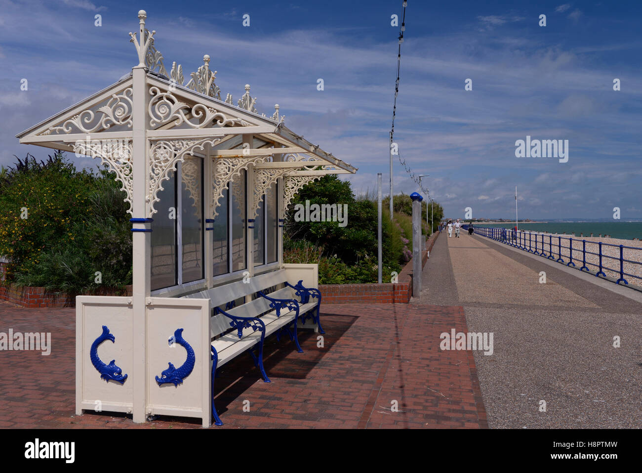 Front de mer d'Eastbourne à pied Banque D'Images