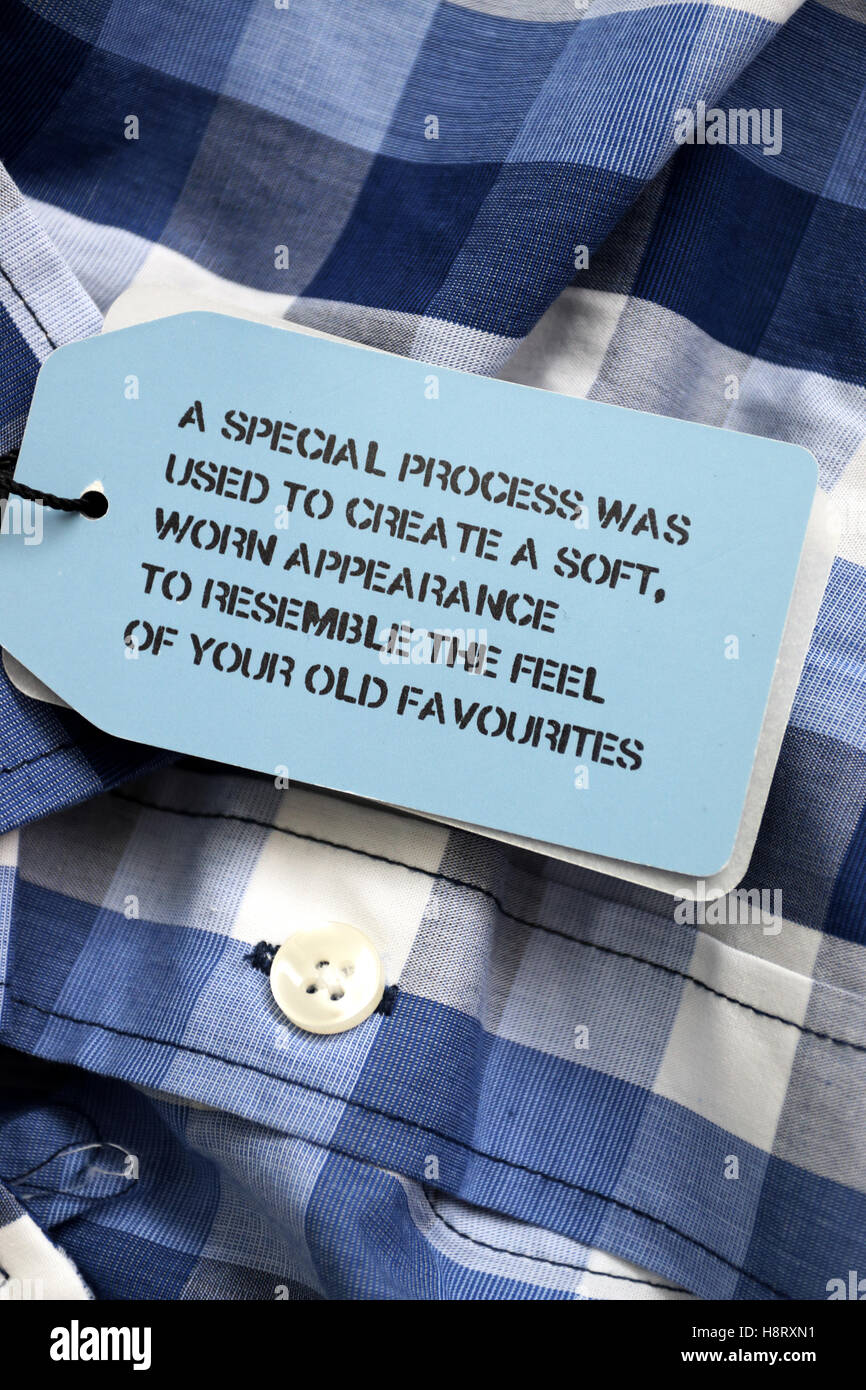 Instructions de lavage sur l'étiquette du vêtement masculin en Australie Banque D'Images