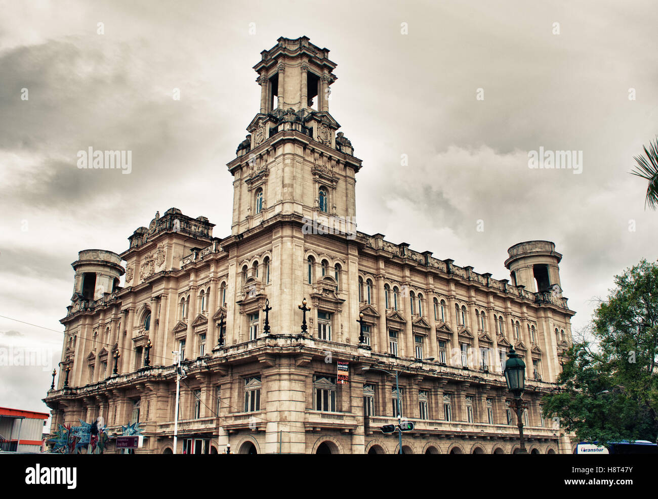 Musée National des Beaux Arts (Museo Nacional de Bellas Artes) de La  Havane, Cuba Photo Stock - Alamy