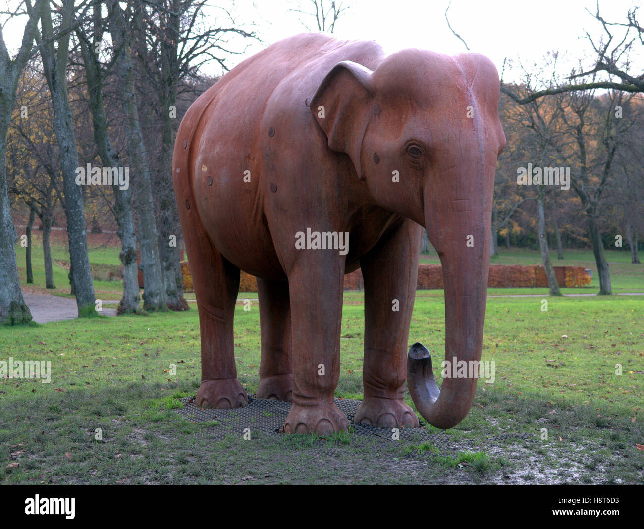 Fer à repasser éléphant statue Bellahouston Park Glasgow Banque D'Images