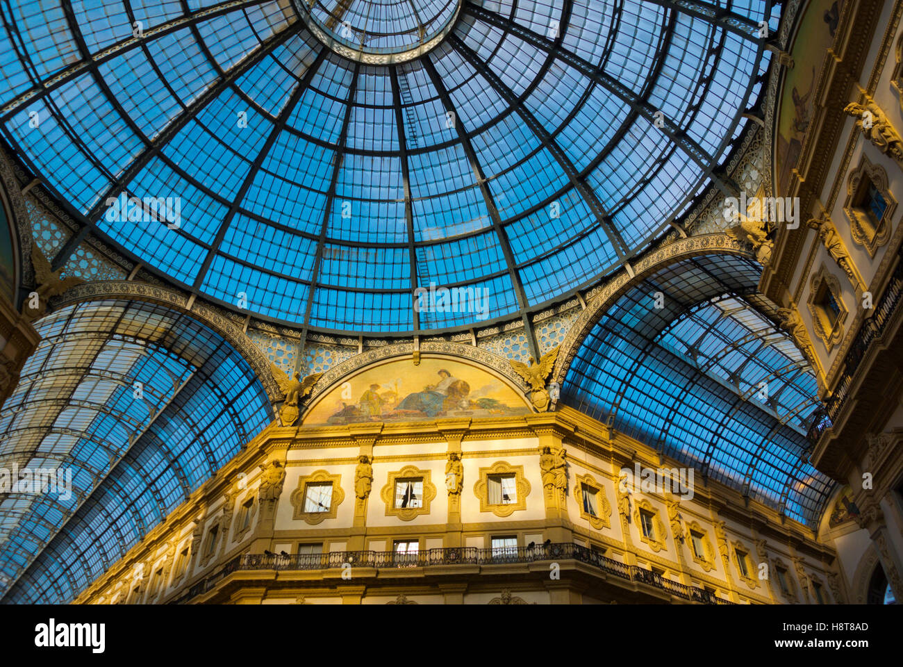 Plafond de verre, la Galleria Vittorio Emanuele II, Milan, Lombardie, Italie Banque D'Images