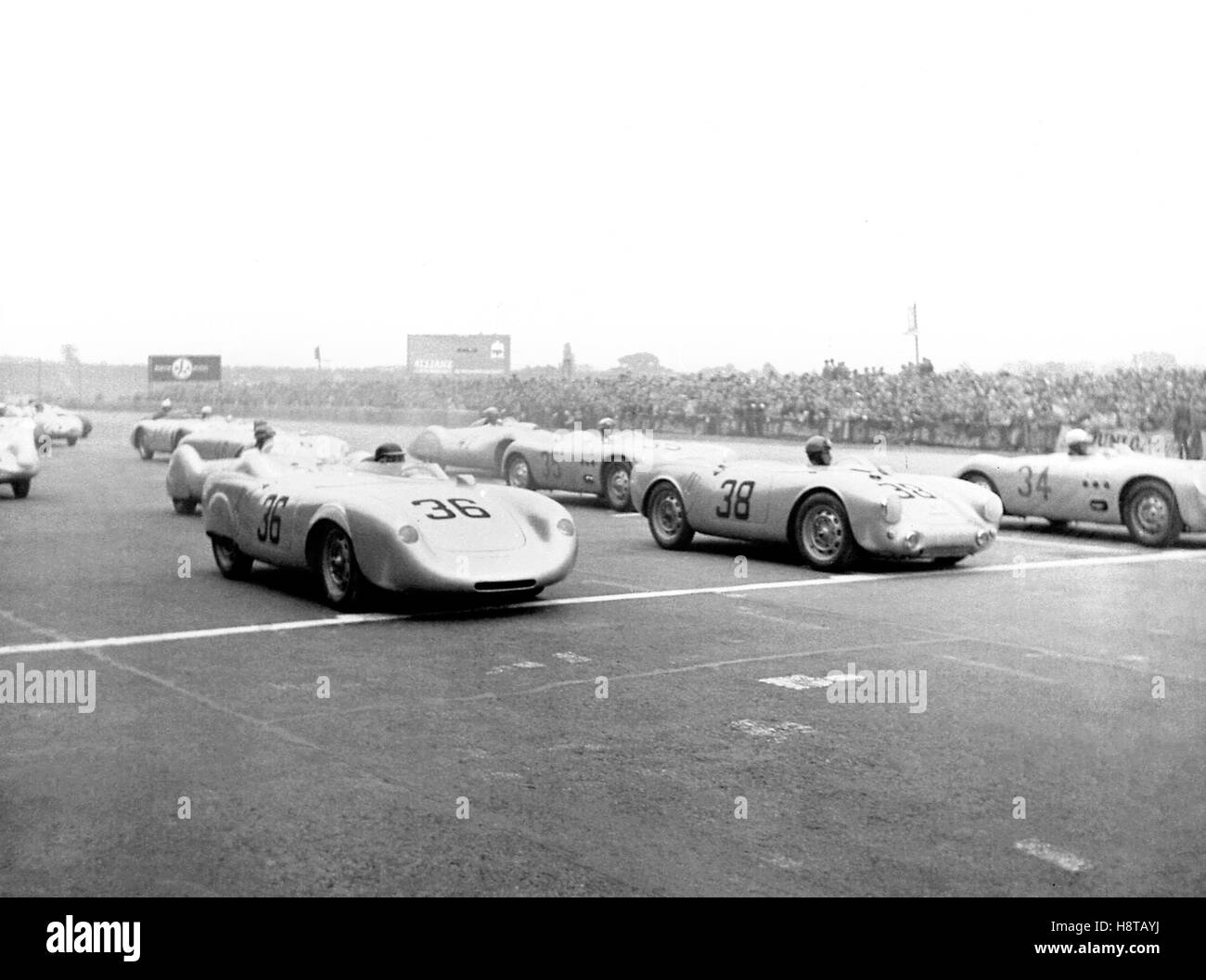 BERLIN 1954 SPORTS GP HERRMANN 36 Porsche 550 Porsche 550 34 38 Kaiser Karl GUNTHER BECHEM BORGWARD 54 1500RS Banque D'Images