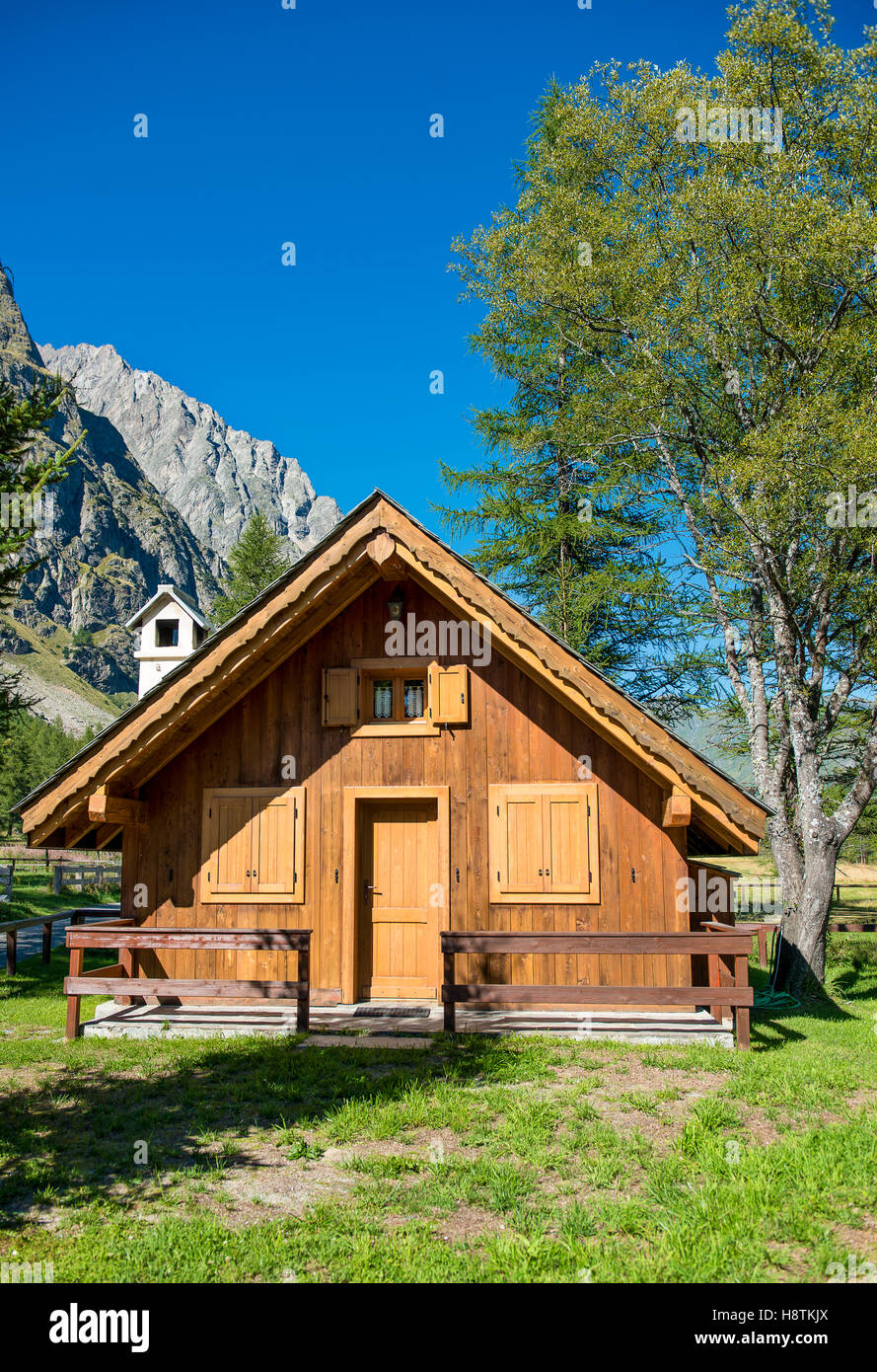 Chalets anciens près de Pra Sec (Val Ferret) Banque D'Images