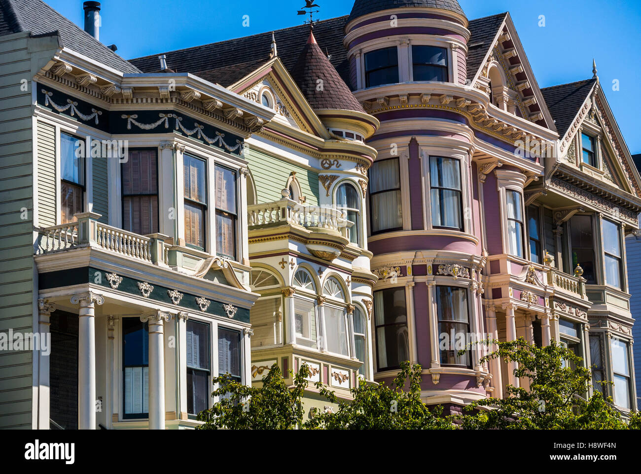 San Francisco, CA, États-Unis, scènes de rue, architecture traditionnelle de l'âge victorien, maisons victoriennes de maisons de ville de logement, à Haight Ashberry, bâtiments Banque D'Images