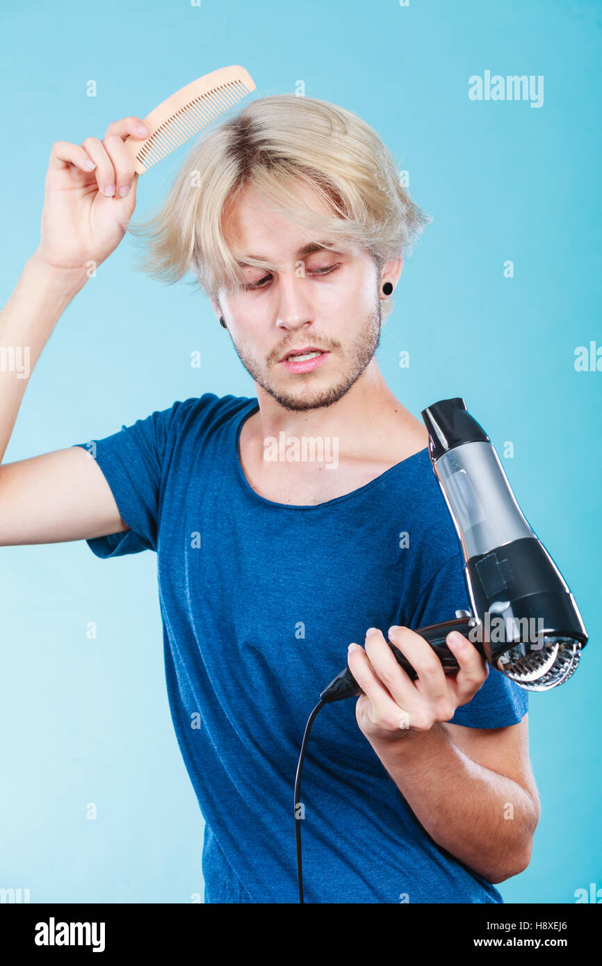 Style Et La Mode Jeunes Trendy Coiffeur Mâle De Coiffure