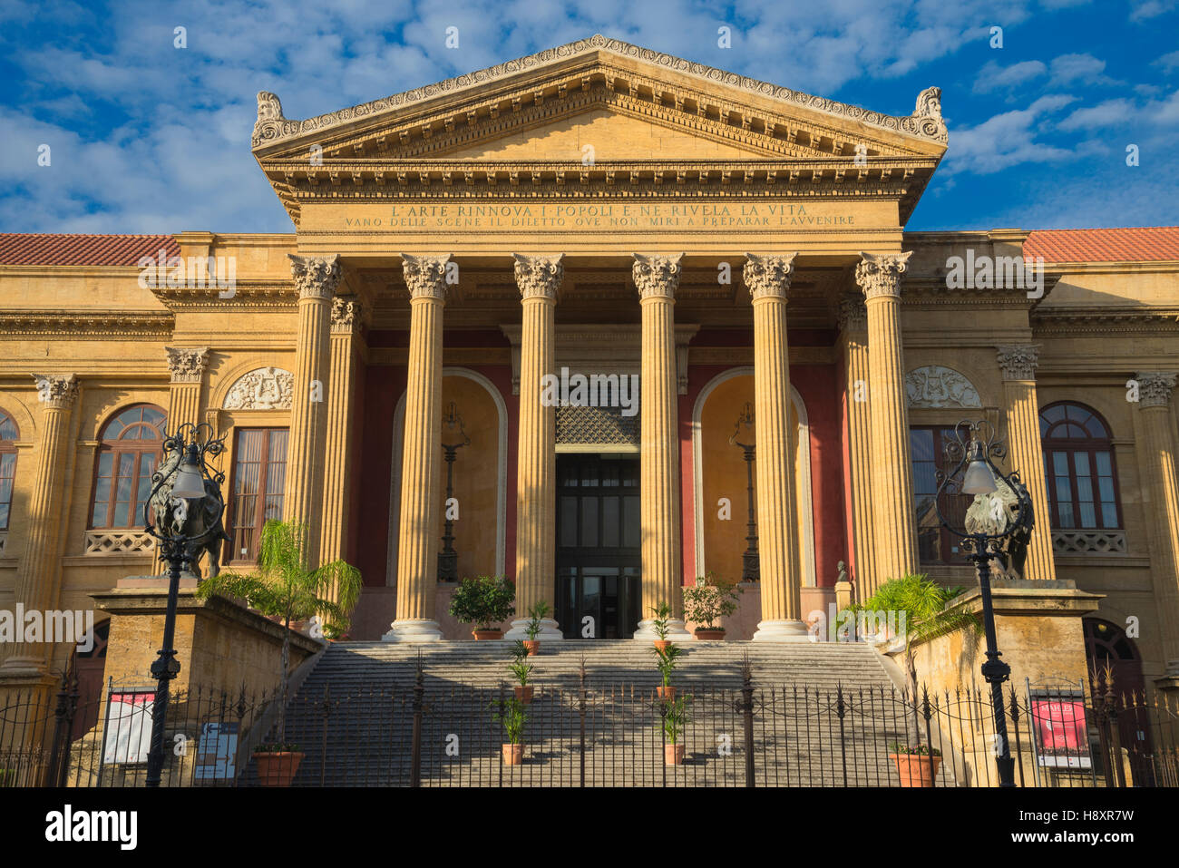 Opera House, le Teatro Massimo, Palerme, Sicile, Italie Banque D'Images