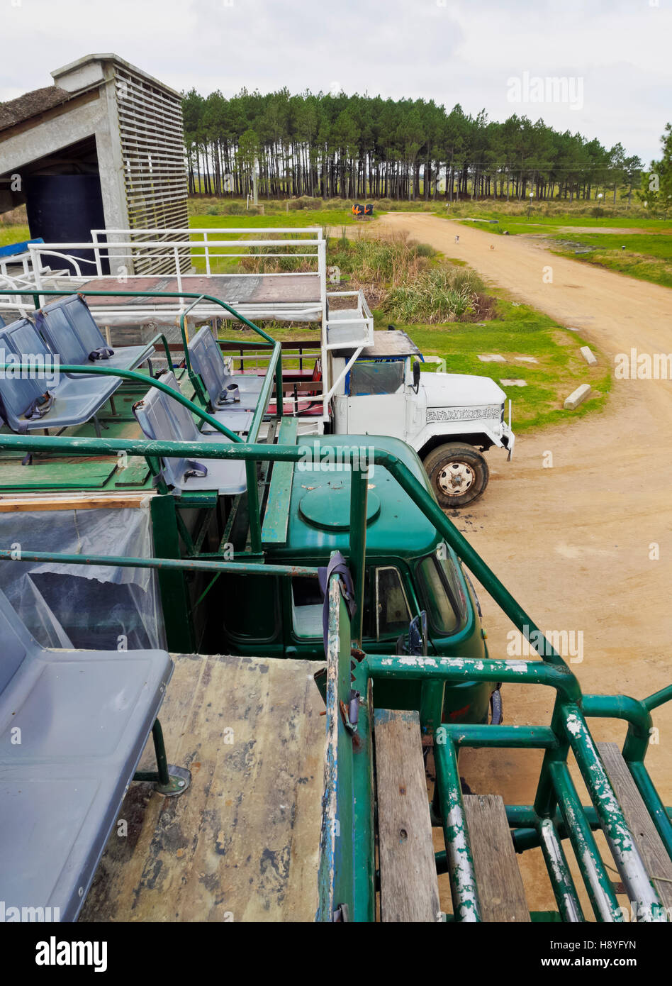 L'Uruguay, Rocha Ministère, Cabo Polonio, camions spéciaux sont utilisés pour arriver à l'hameau. Banque D'Images