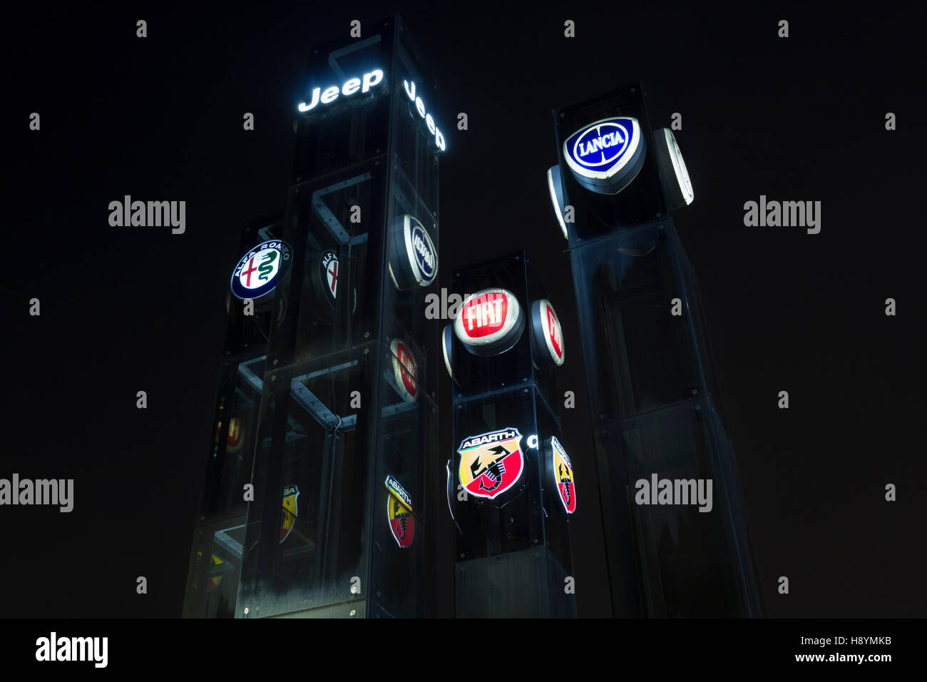 Caf logos propriétés à Turin, Italie. Banque D'Images