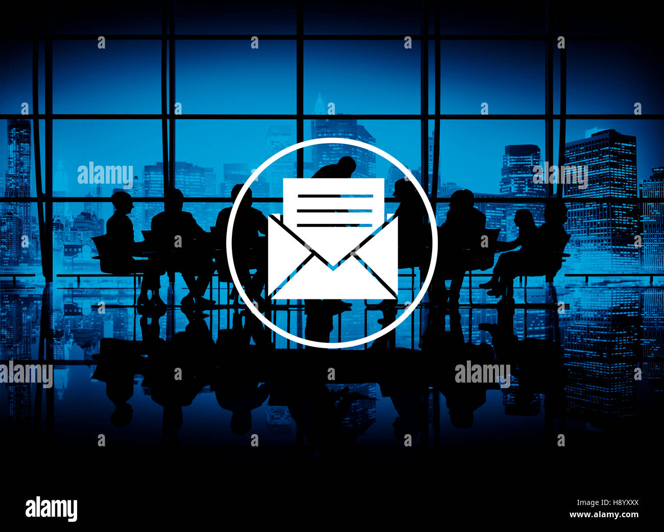 L'icône e-mail Lettre de communication Concept Banque D'Images