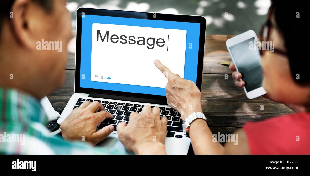 Message SMS du réseau social Communication Concept Banque D'Images