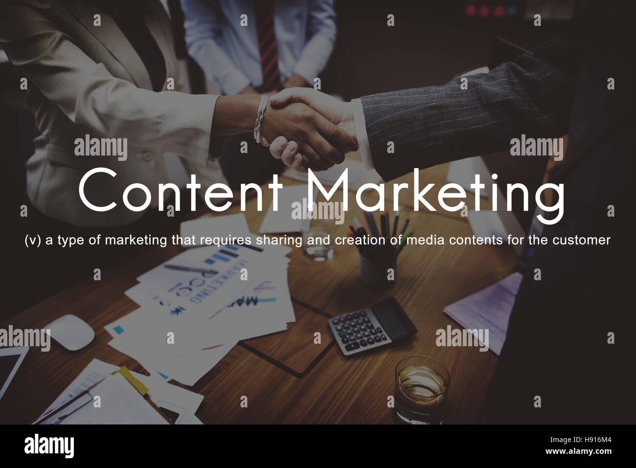 Médias sociaux Publicité Marketing de contenu de marque commerciale Concept Banque D'Images