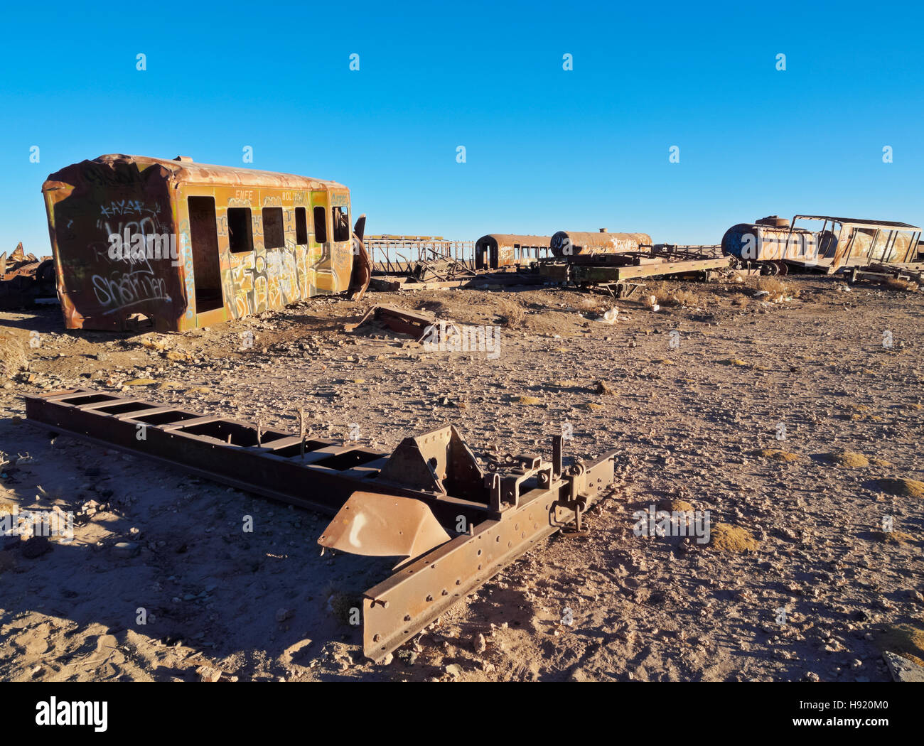 La Bolivie, Potosi, Antonio Ministère Province Quijarro, Uyuni, vue sur le cimetière de train. Banque D'Images