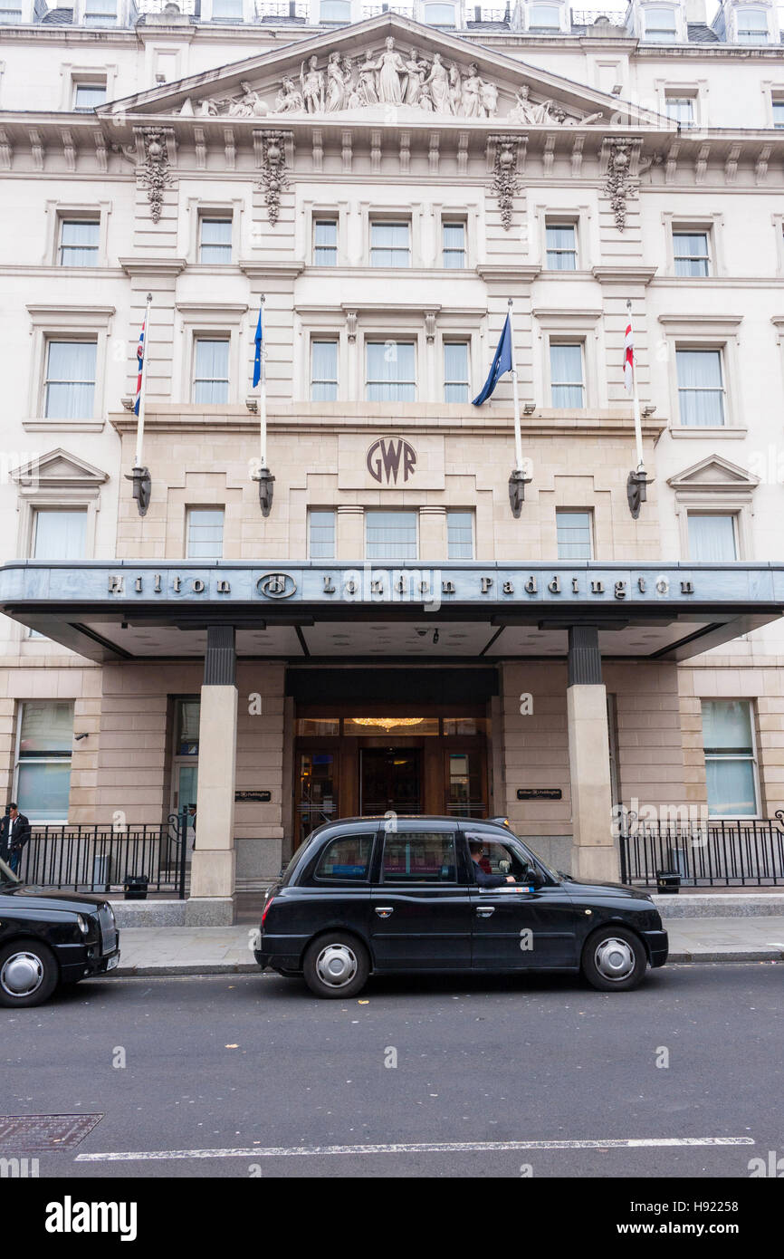 Entrée de l'hôtel Hilton London Paddington, anciennement Great Western Royal Hotel, Londres, Royaume-Uni Banque D'Images