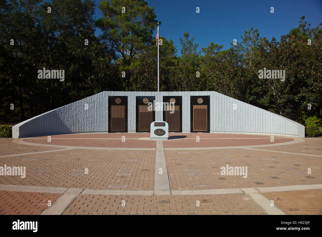 Des explosifs et des munitions (NEM) sur la base aérienne d'Eglin, en Floride. Un mémorial à tous les techniciens de service perdu Banque D'Images