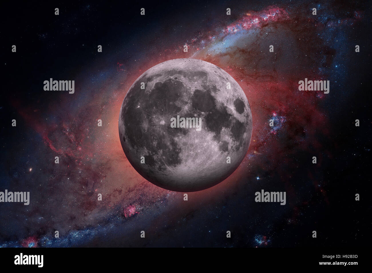 Système solaire - planètes Terre Lune. La Lune est le seul satellite naturel de la Terre. Il est l'un des plus grands satellites naturels dans le système solaire. Banque D'Images