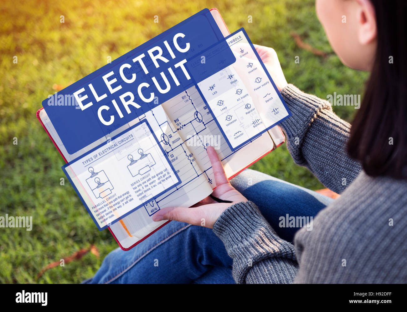 Circuit électronique Tension Électricité Concept Banque D'Images