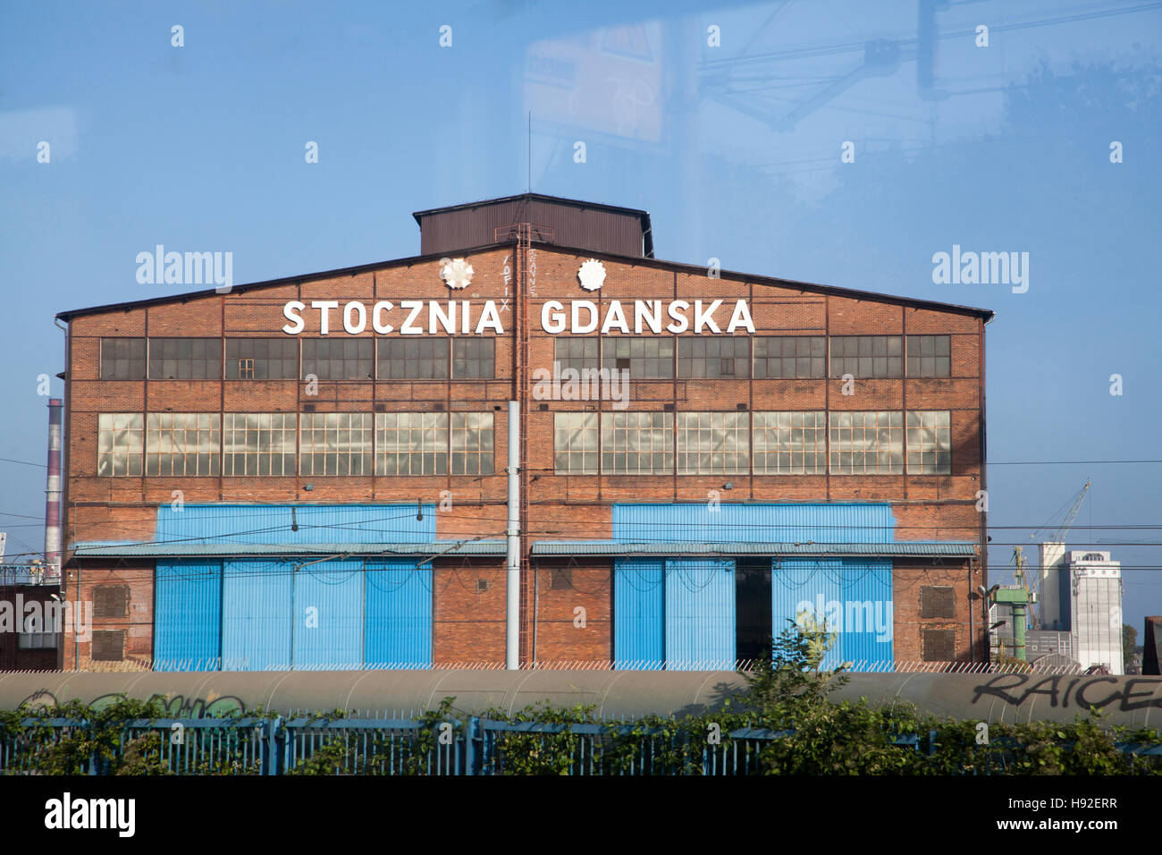 Vue d'une partie de l'ancien chantier de construction navale à Gdansk Pologne sur la côte de la mer Baltique. Banque D'Images