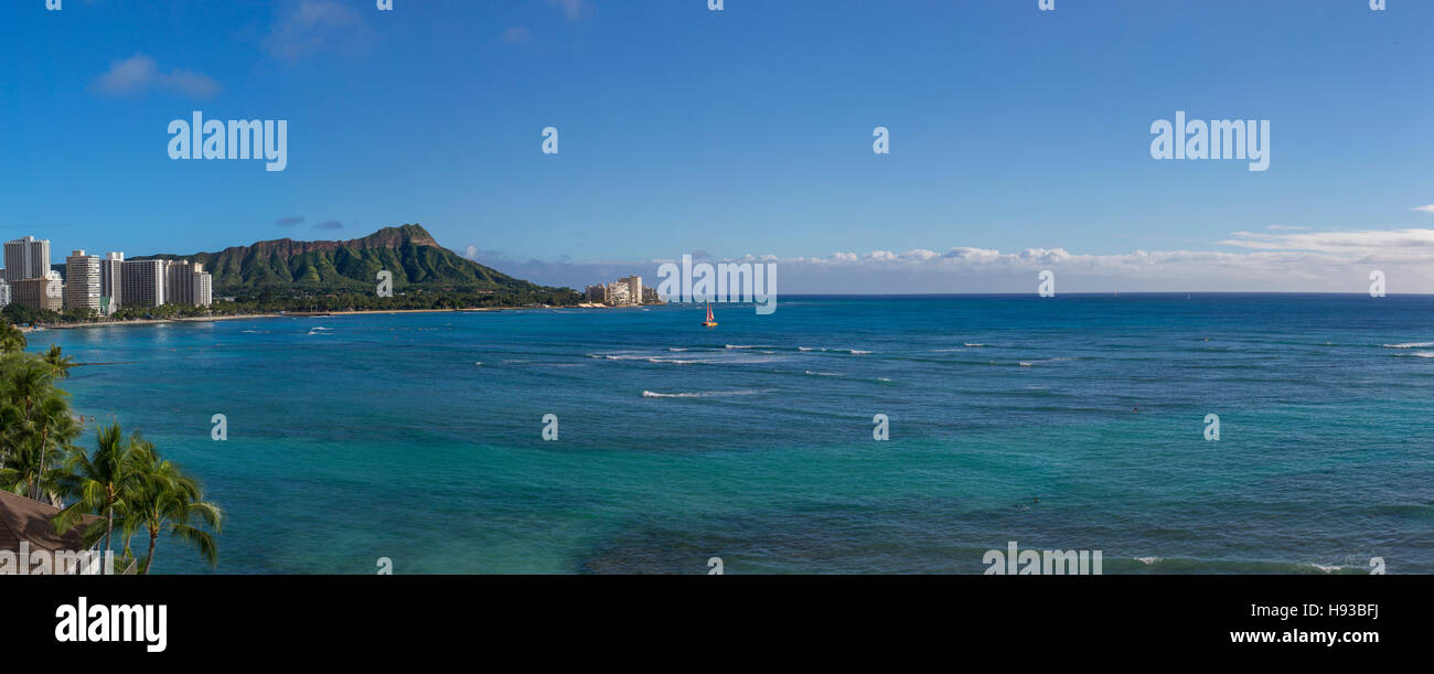 Lever du soleil, Diamond Head, la plage de Waikiki, Oahu, Hawaii Banque D'Images