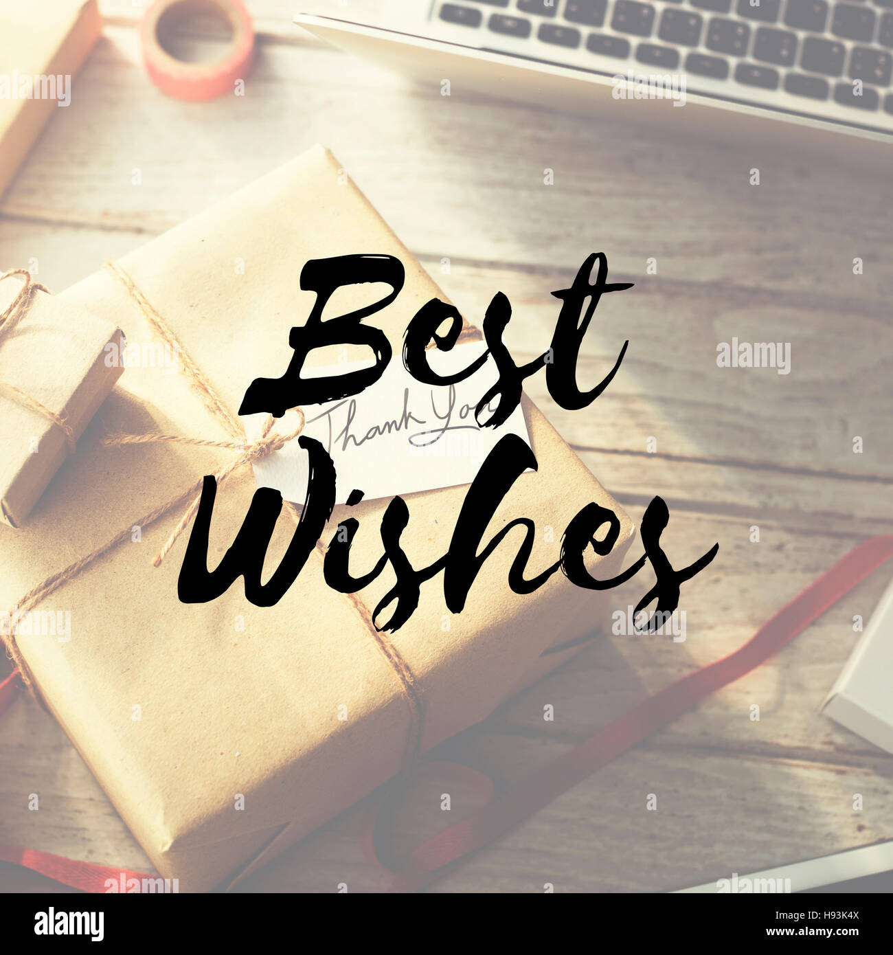 L'art et de l'artisanat présent cadeau partage Donner Félicitations Concept Banque D'Images