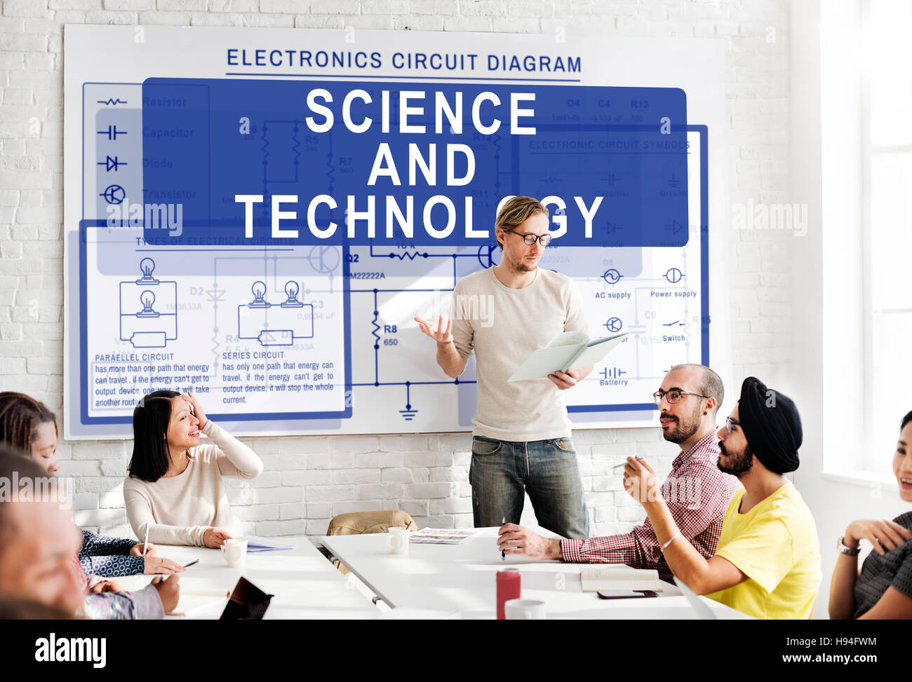 Circuit électronique Tension Électricité Concept Banque D'Images