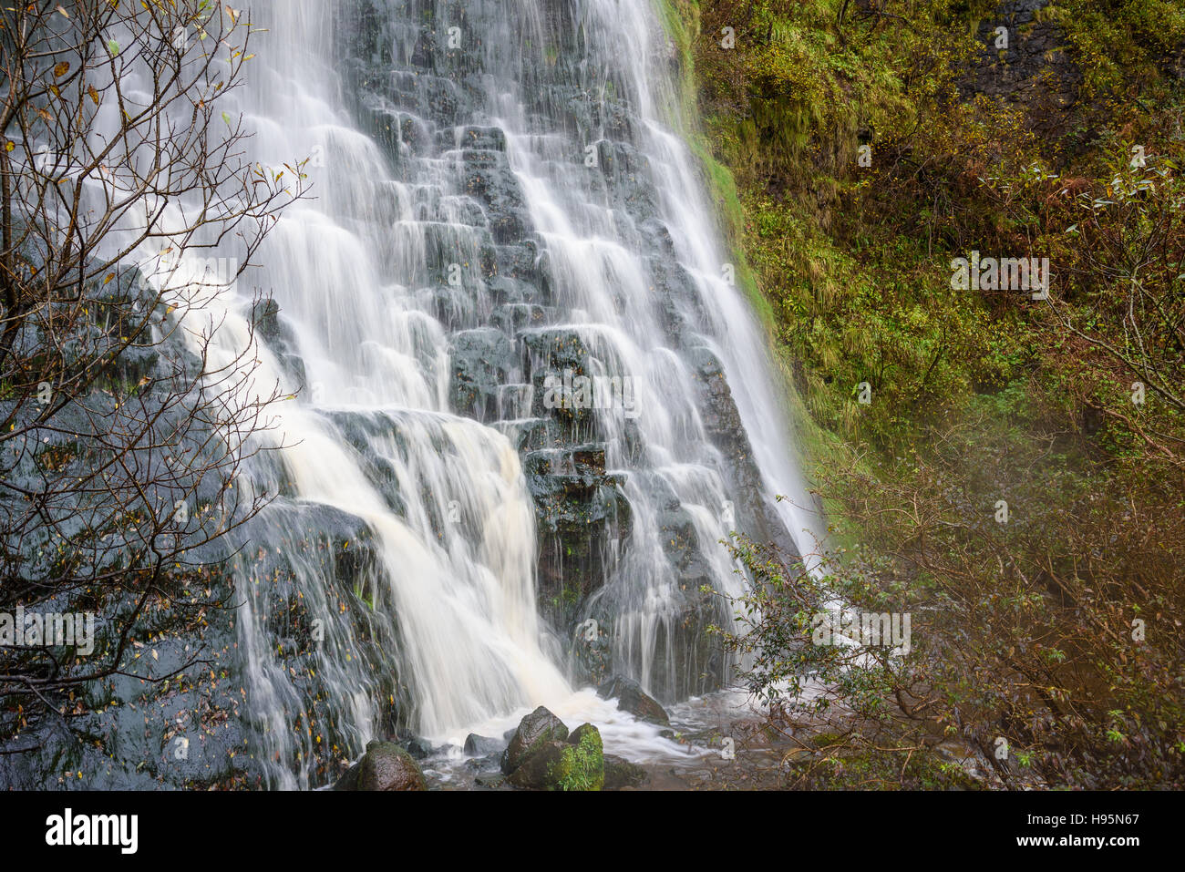 Chute près de Kildonan Shore, Île d'Arran, North Ayrshire, Ecosse Banque D'Images