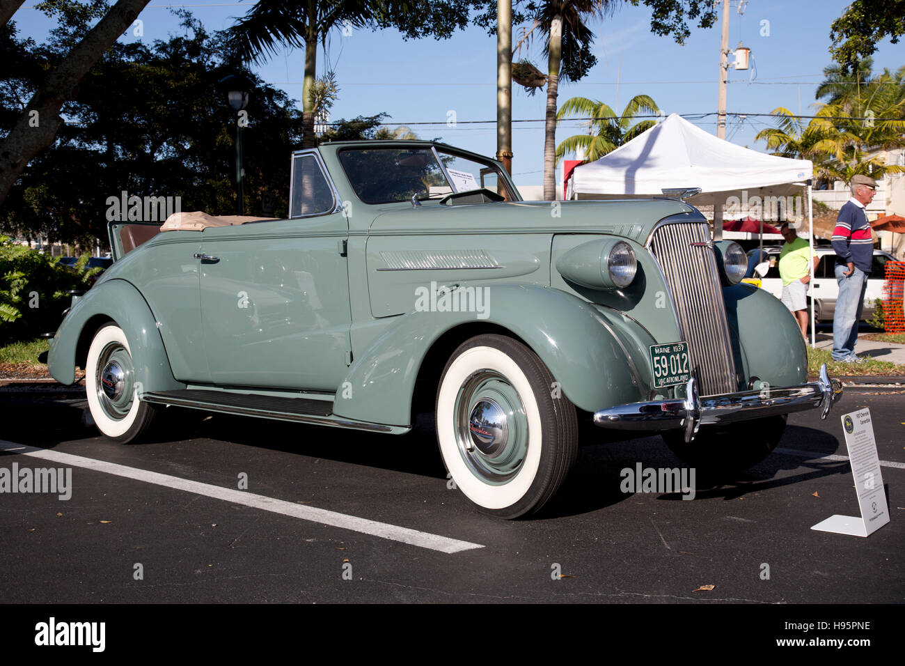 1937 Chevrolet convertible à l'Naples-Marco Island salon de Naples, en Floride Banque D'Images