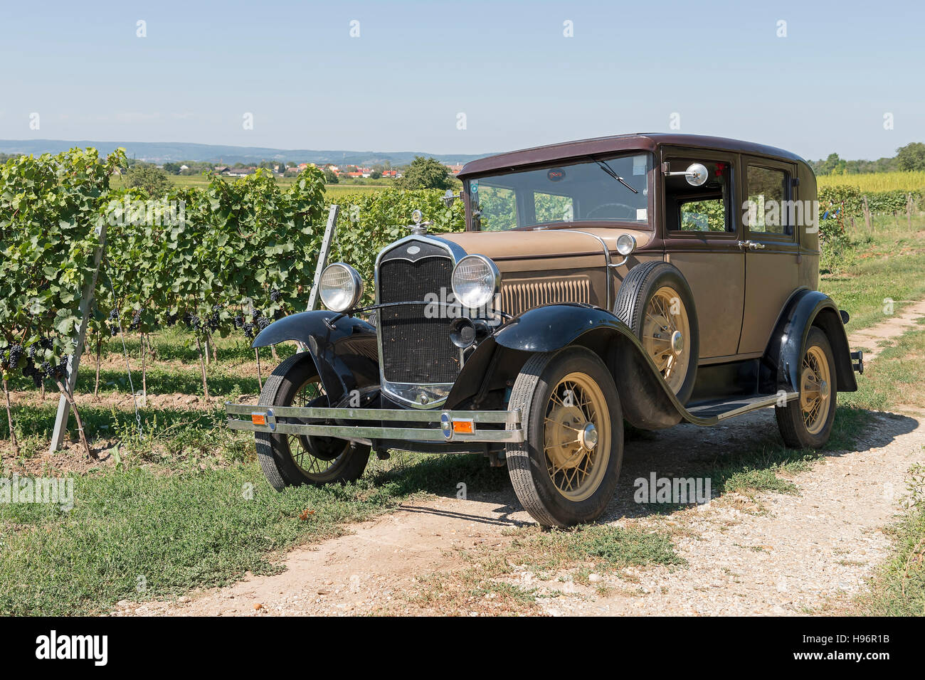 Oldtimer Ford A, construit en 1930, 4 cylindres, la cylindrée 3500 cc, poids 1275 kg, 2x3 vitesses de marche avant, 40 hp, 95 km / h Banque D'Images