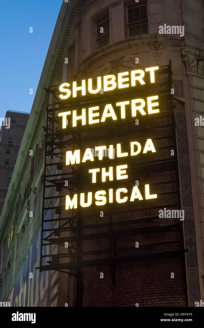 Matilda The Musical à Shubert Theartre à New York City Banque D'Images