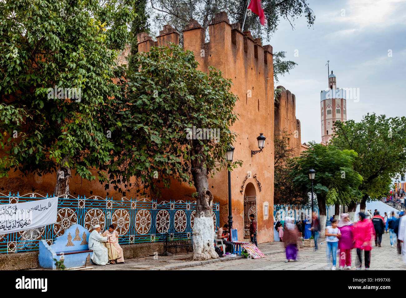 La Kasbah et Plaza Uta el-Hammam, Chefchaouen, Maroc Banque D'Images