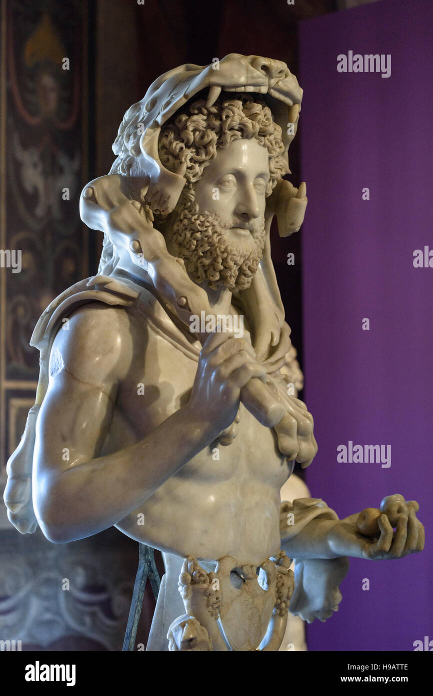 Rome. L'Italie. Buste d'Empereur romain Commodus représenté comme Héraclès, 180-193 AD. Les musées du Capitole. Musei Capitolini. Banque D'Images