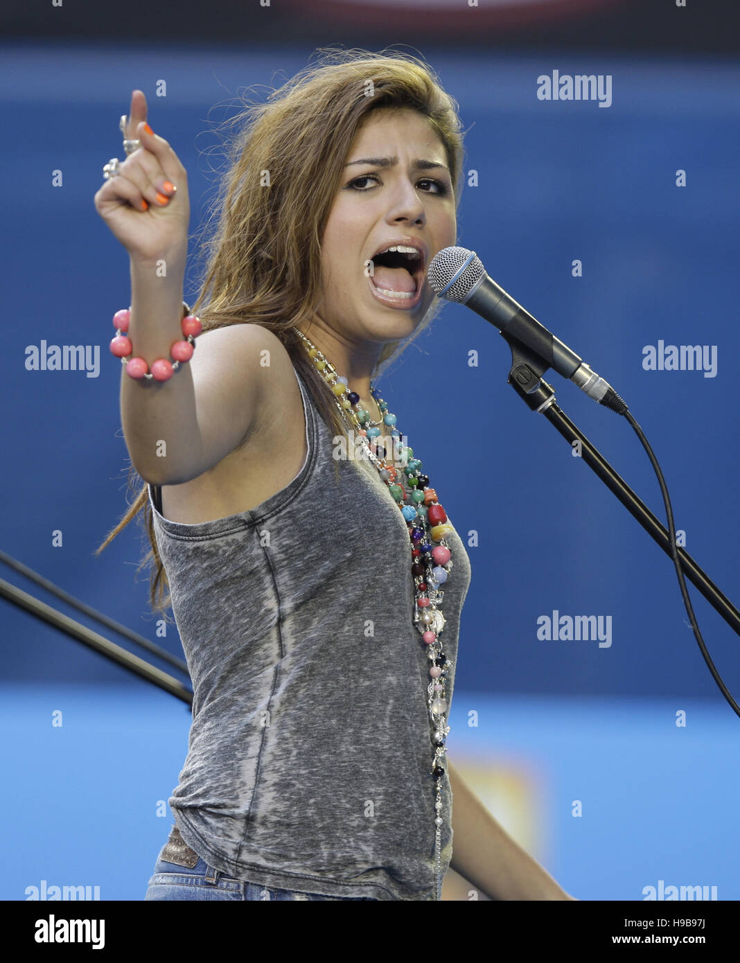 Singer Gabriella Cilmi, Australian Open 2009, tournoi du Grand Chelem, à Melbourne Park, Melbourne, Australie Banque D'Images Singer Gabriella Cilmi, Australian Open 2009, tournoi du Grand Chelem, à Melbourne Park, Melbourne, Australie Banque D'Images