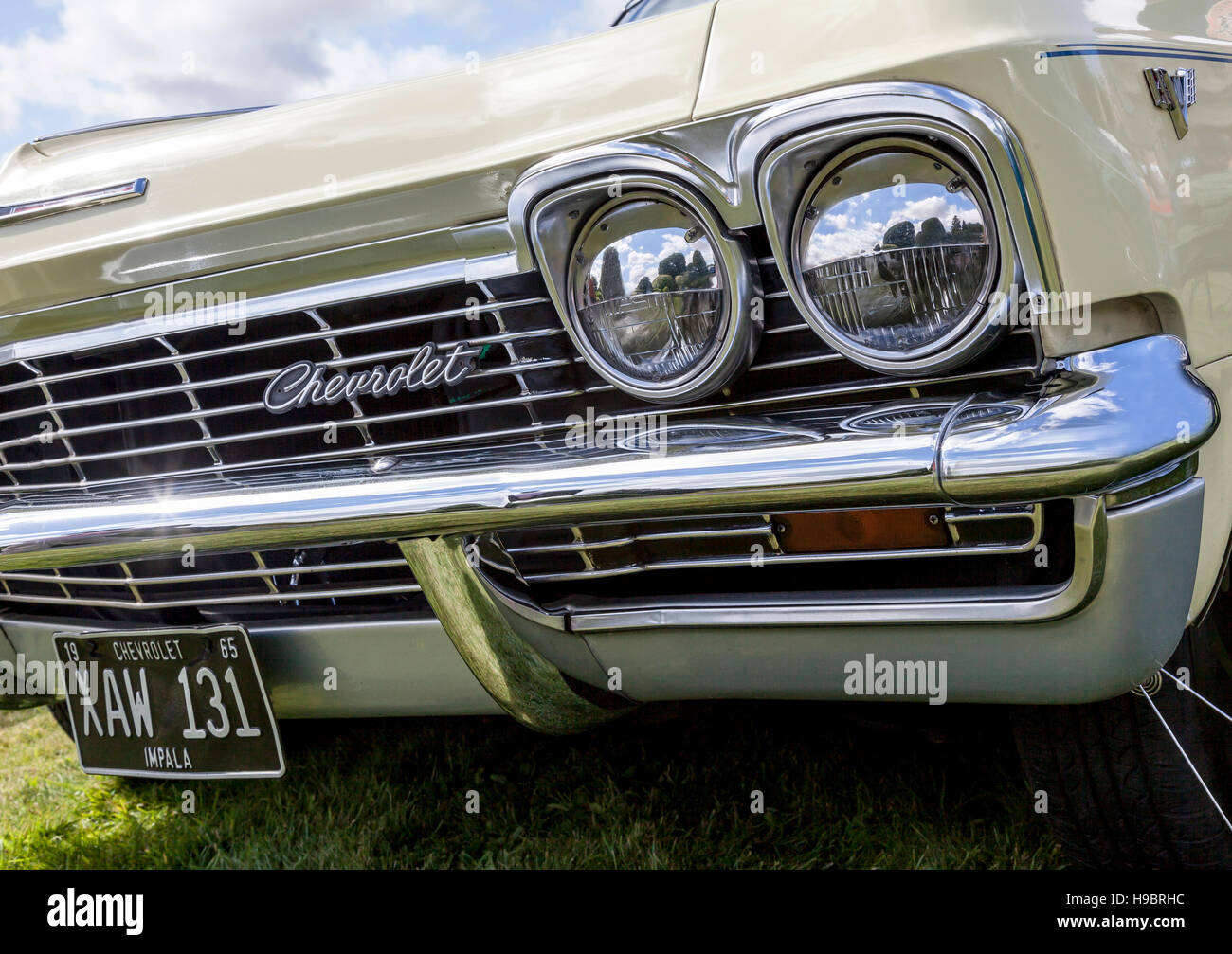 Vue du coin avant de Chevrolet Impala classique Banque D'Images