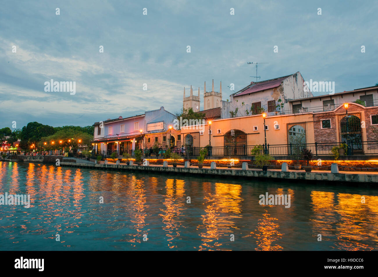 Le Riverfront à Malacca, la ville au patrimoine mondial qui flanquent le détroit de Malacca sur la péninsule malaise. Banque D'Images