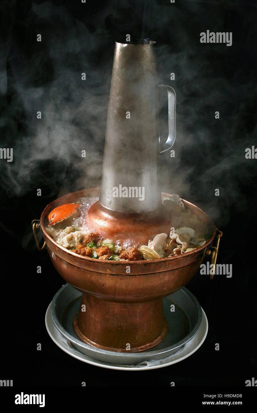 Hot pot de viande fraîche et le crabe dans le style de Beijing Banque D'Images