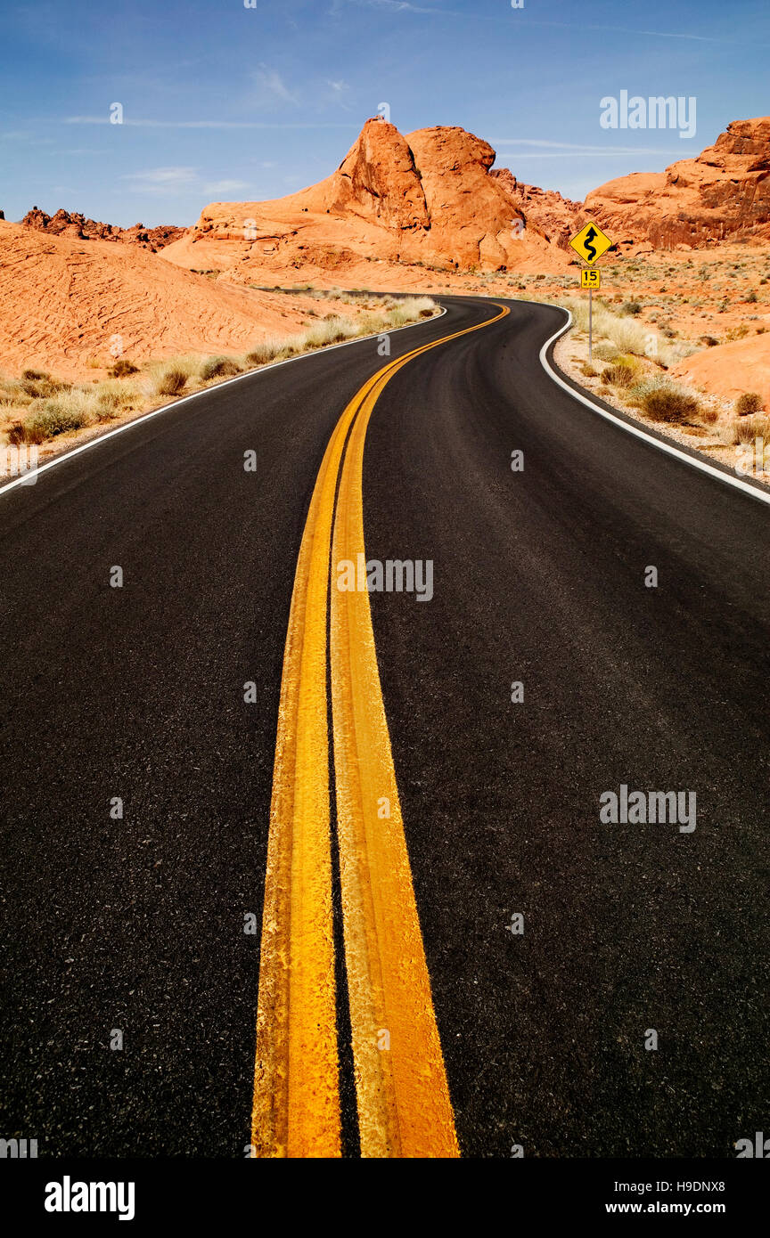 Winding road,Vallée de Feu Park USA Banque D'Images