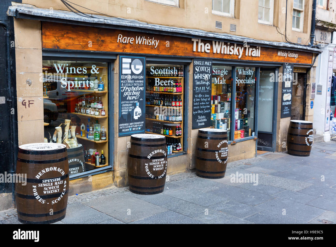 Whisky store au Royal Mile à Édimbourg, Écosse Banque D'Images