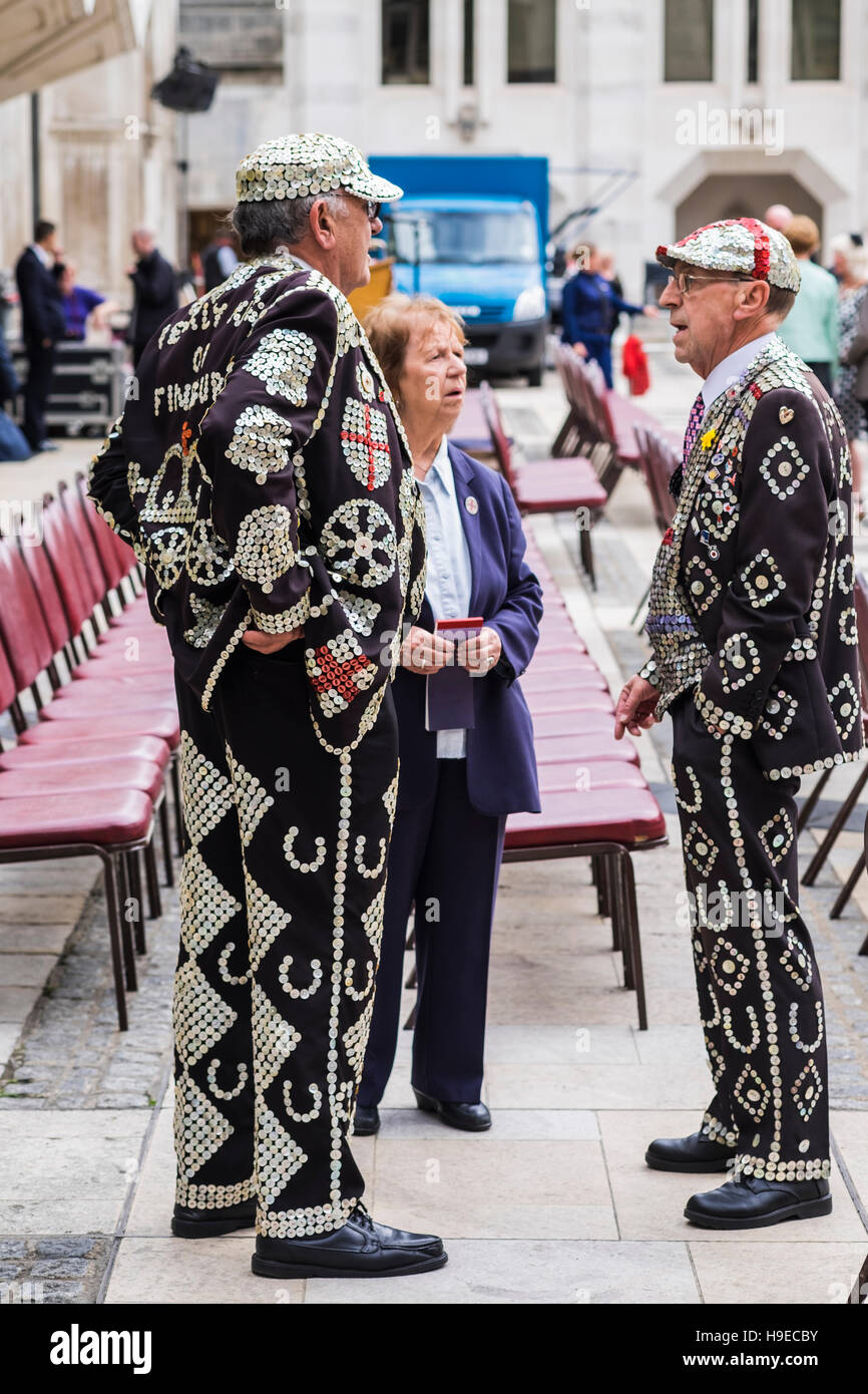 2016 Pearly Kings & Queens Harvest Festival Parade, Londres, Angleterre, Royaume-Uni Banque D'Images