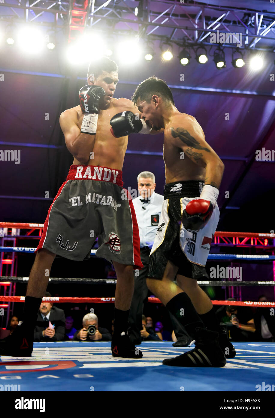 Las Vegas, Nevada, 18 novembre 2016 - Randy 'El Matador' Moreno vs Daniel Perales, lors de la nuit au "Knockout D" Banque D'Images