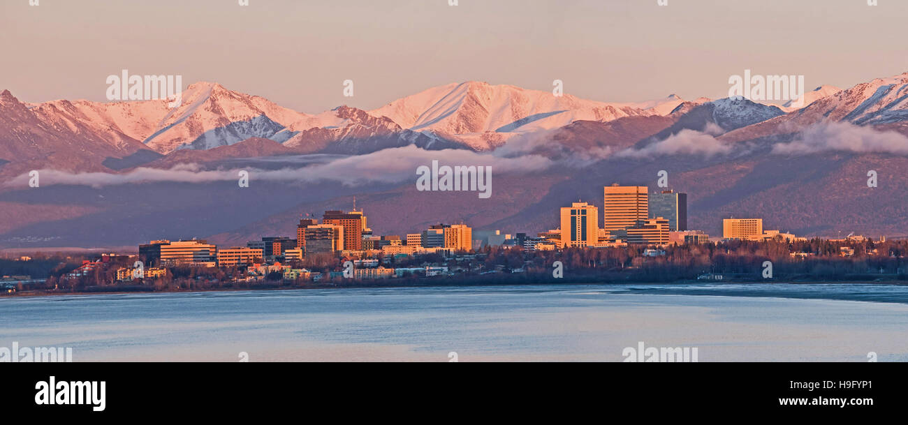 Anchorage, Alaska skyline at sunset Banque D'Images