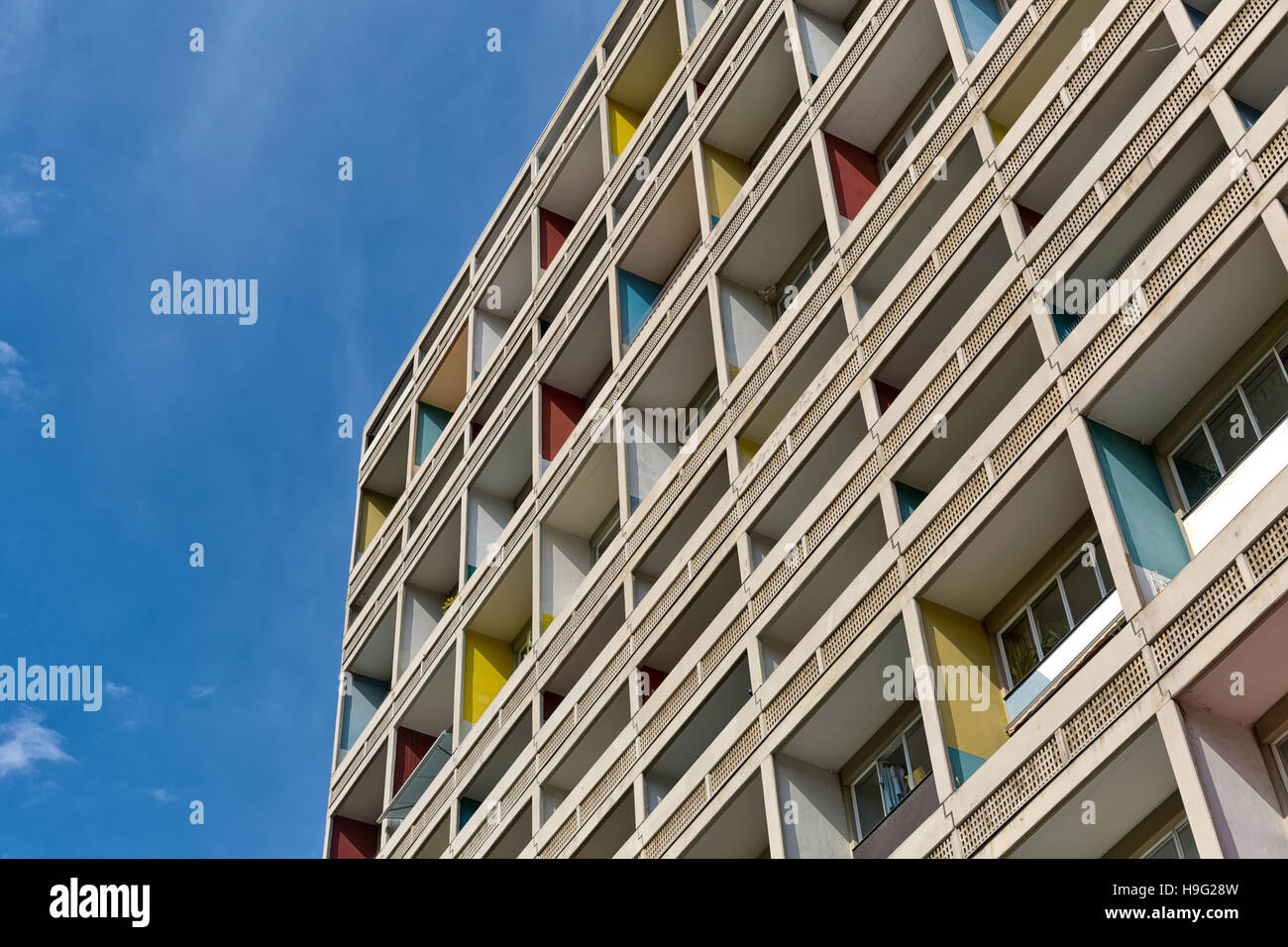 BERLIN, ALLEMAGNE - Juillet 2014 : Le Corbusier Haus a été conçu par Le Corbusier en 1957 à la suite de son concept d'Unite d'habitation (Logement) Banque D'Images