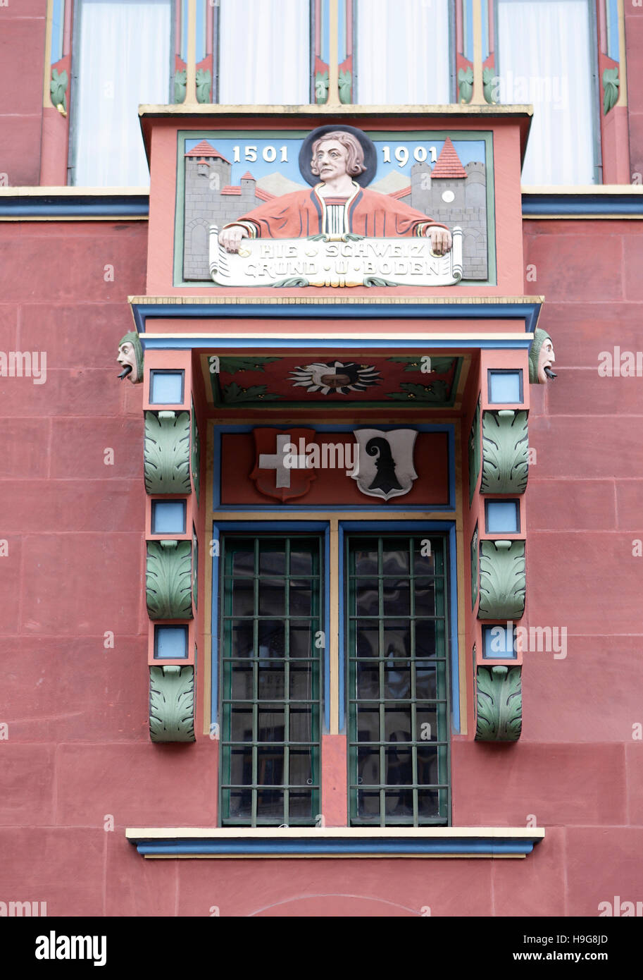 Façade de l'hôtel de ville, balcon, fenêtre, année 1501 - 1901, de style gothique, monument, Bâle-Ville, Suisse, Europe Banque D'Images