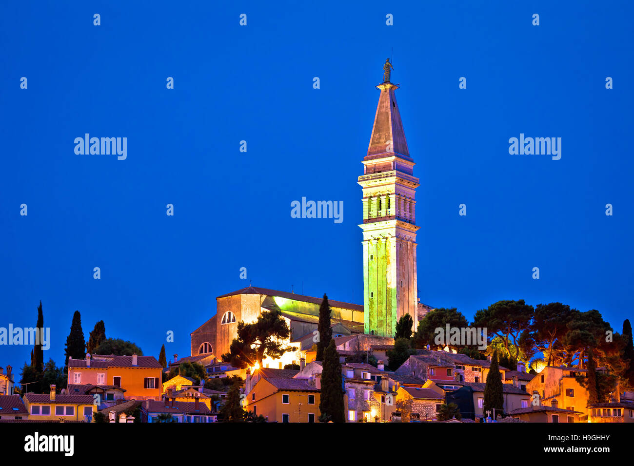 Ville de Rovinj vue soir vue, Istrie, Croatie Banque D'Images