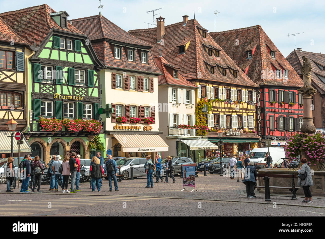 Obernai, ville pittoresque, route touristique du vignoble alsacien Bas-rhin,  Alsace, France Photo Stock - Alamy