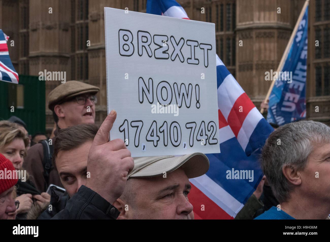 Londres, Royaume-Uni. 23 novembre, 2016. Brexit Pro rally à l'extérieur de la Chambre des communes Crédit : Ian Davidson/Alamy Live News Banque D'Images