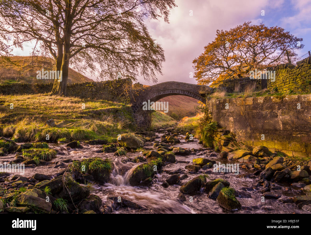 Eastergate pack horse bridge Marsden, Huddersfield West Yorkshire Angleterre UK Banque D'Images